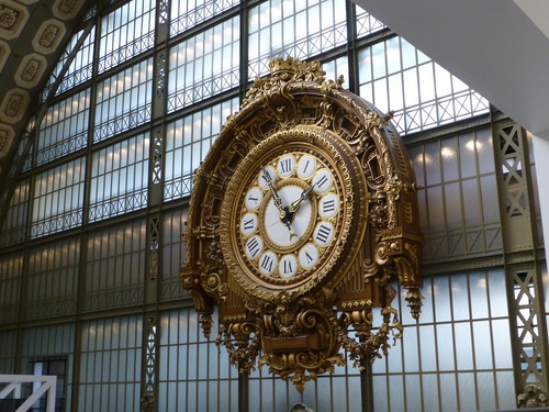 20121007オルセー美術館金時計－レストラン脇から.jpg